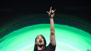 Steve Aoki tours some of the biggest venues in the world and agrees ...