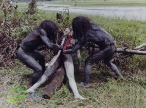 一只探险队进入了非洲的瓦拉什族，他们曾听人说 ...