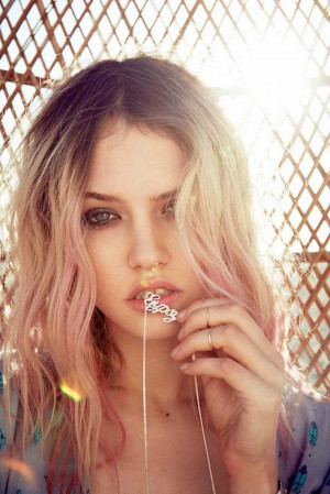 Le-Fashion-Blog-7-Inspiring-Pink-Ombre-Hair-Looks-Wavy-Hair-Gypsy ...