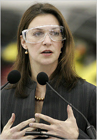 Nicole R. Nason Official