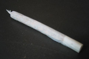 how-do-you-roll-a-joint-1881682415-oct-11-2012-1-600x400.jpg