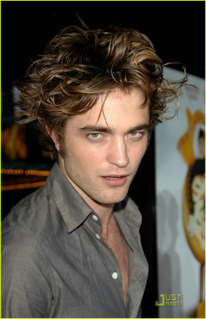 Full Name: Robert Thomas Pattinson