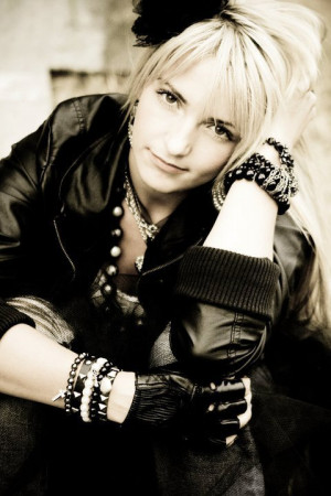 Rydel-Lynch-r5-rocks-20478136-480-720.jpg