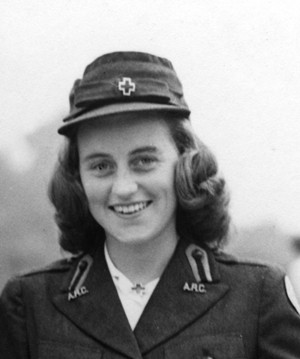 kathleen kick kennedy american red cross volunteer london 1943 jfk