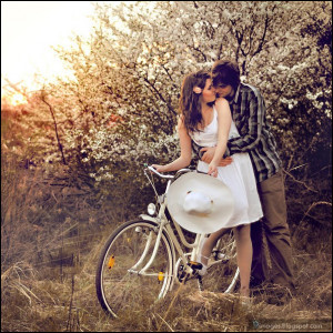 couple, kiss, cute, bike