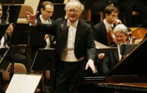 Alfred Brendel Plays Beethoven