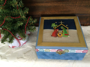 Nativity Advent Tree Kit (Ornament box, tree with garland and star ...
