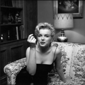 ... to the most brilliant classic Hollywood starlet: Marilyn Monroe
