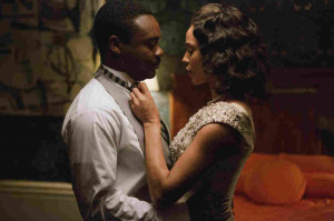 David Oyelowo (left) as Dr. Martin Luther King, Jr. and Carmen Ejogo ...