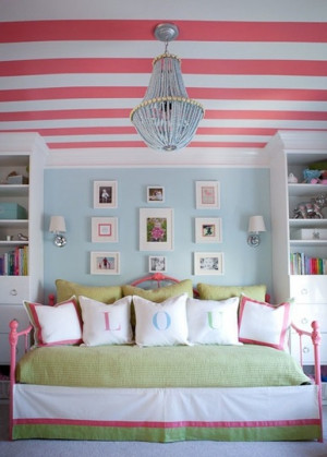 Dipingere le pareti rosa o fucsia