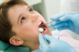 Your childs' first visit to the dentist
