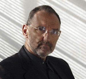 Thom Mayne, an American architect based in Southern California. 