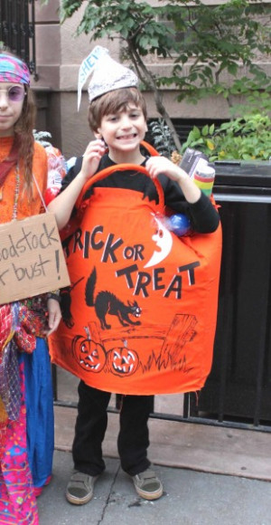 trick-or-treat-310x600.jpg