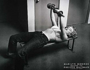 Marilyn Monroe pumping some iron.