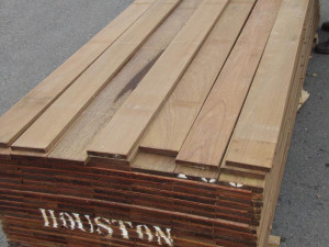 unit of 1x6 ipe decking ready to be shipped