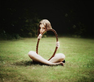 Mind Blowing Mirror Photography
