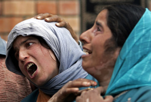 Japanese Muslim Women Kashmiri muslim women cried