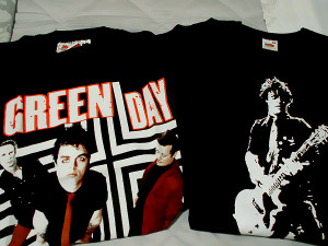 giveaway Band merchandise Green Day Green Day giveaway