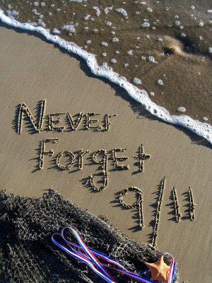 NeverForget_9-11_AmyFordyce_SandArtScript.jpg