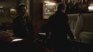 The-Vampire-Diaries-3x13-Bringing-Out-the-Dead-HD-Screencaps-elijah ...