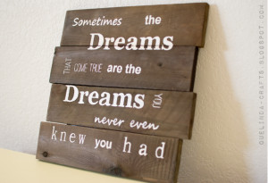 Stenciled Quote on Recycled Pallet