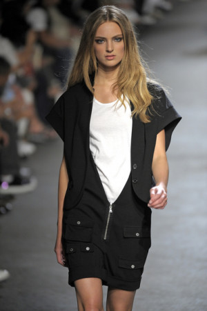 Neil Barrett June 08;