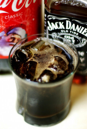 jack_and_coke_max.jpg#jd%20whisky%20coke%20335x500