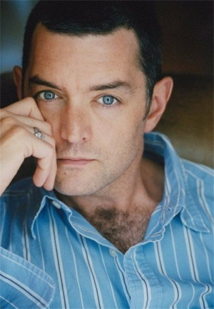 Tim Omundson (Carlton Lassiter)