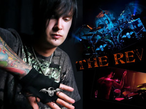 The Reverend (James Owen Sullivan)asistió a una escuela Católica con ...