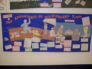 KPAPENGLISH: Huck Finn Murals