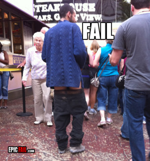... .net/images/2011/08/22/fashion-fail-sagging-pants-wtf_13140101614.jpg