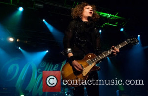 dan hawkins the darkness performing at the 3550798