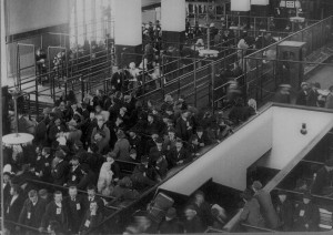 Ellis Island arrivals, 1904