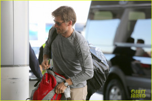 Nikolaj Coster Waldau Happily Returns Home To Denmark Watch Him