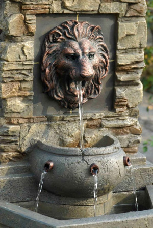 home gt classic lion indoor outdoor water fountain