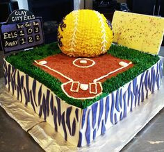 senior night softball cake more softball birthday cakes softball cake