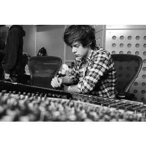 Gif Harry Styles Little Things
