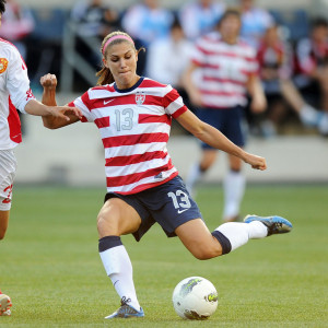 Summer-Exercise-Tips-From-Olympic-Soccer-Player-Alex-Morgan.jpg