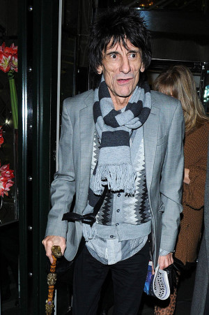 Re: Ronnie Wood Undergoes Foot Surgery