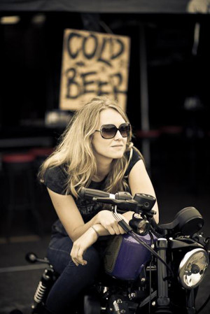 real-biker-chick-Biker%2Bbabes-00.jpg
