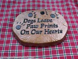 New DOG LEAVE PAW PRINTS ~ PET MEMORIAL Grave Headstone Stone Marker