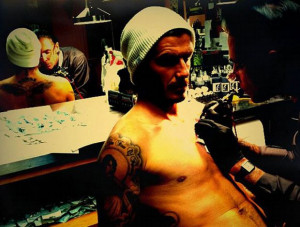 Beckham demorou 12 horas para terminar a nova tatuagem no peito (Foto ...