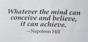 Quote Napoleon Hillin kirjasta Think and Grow Rich, joka on ehdoton ...