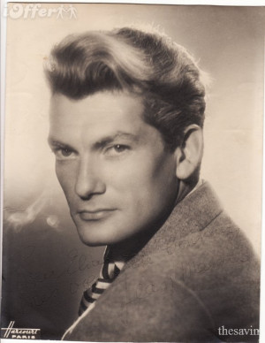 Jean Marais 7 x9 Autograph Picture very old
