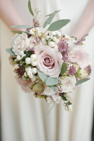flowers product winter white wedding bouquet