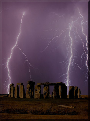 ... .tumblr.com/post/52672225589/serendipity0901-thunderstorms-stonehenge
