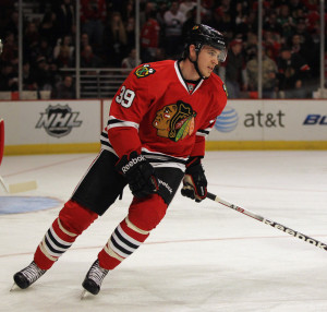 photo jimmy hayes jimmy hayes 39 of the chicago blackhawks makes his