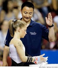 Liang Chow is waiting for that handshake Shawn...lol #shawnjohnson # ...