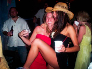 Trashy Drunk Girls in Vegas (57 pics)
