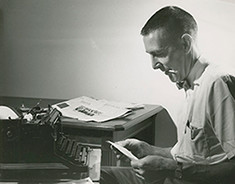 Mo Udall at his favorite Underwood typewriter